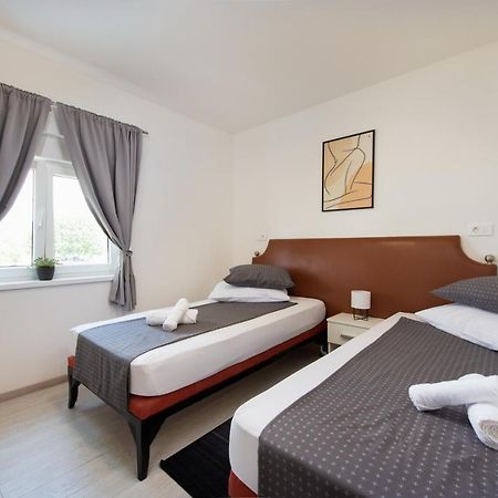 Hotel Potpican ภายนอก รูปภาพ